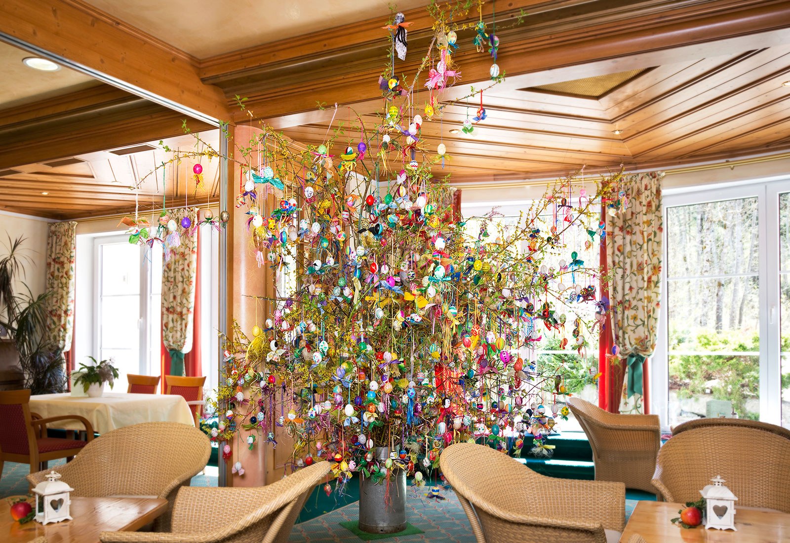 Ostern mit Osterbaum